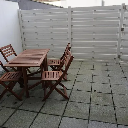 Spacious - Ground Floor Near Beach Ostenda